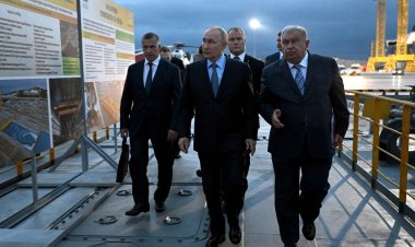 Navigating Uncertainty: The Russia-Ukraine Conflict and Its Future